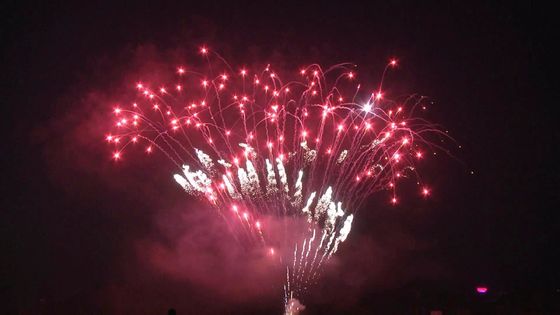 Noel Festivali Kutlamaları İçin Açık Havada 208 Çekim Profesyonel Kek Havai Fişek