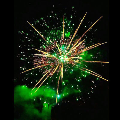 Çince 168 Şut Renkli Gökyüzü Tüketici Pastası Dışarıdaki Kutlamalar İçin Havai Fişekleri