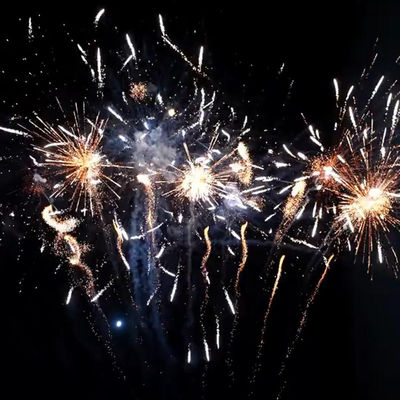 Çin Pyrotechnics 98 Şutlar Tüketici Noel Yeni Yıl Pastası Fenerler ve patlayıcılar
