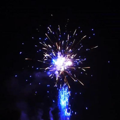 Toptan Çin Pyrotechnics Yeni 1.4 Pro Line Havai fişekleri 1000G 300 Şutlar Tüketici Pastası Noel Yeni Yıl Büyük Havai fişekleri Pastası Havai fişekleri ve patlayıcılar