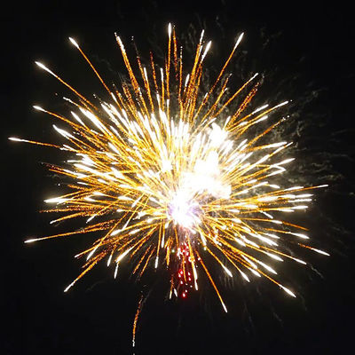 Çin Fabrikası Toptan Satış 100 Vuruş Pastırma Havai Fişekleri Büyük Etkisi Olan Pyrotechnics Liuyang 1.4G Pastırma Havai Fişekleri 2025