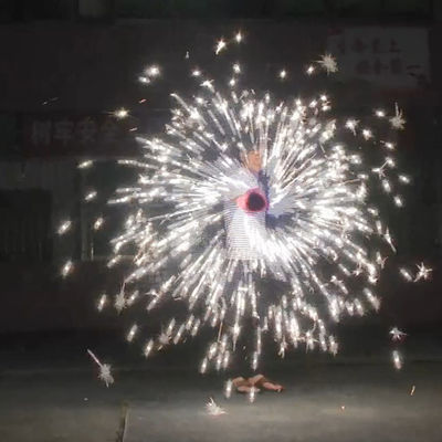 Noel Yeni Yıl El Oyuncak Havai Fişek Fıskiyeleri Pyro Maytap Sıcak Tekerlek Döner
